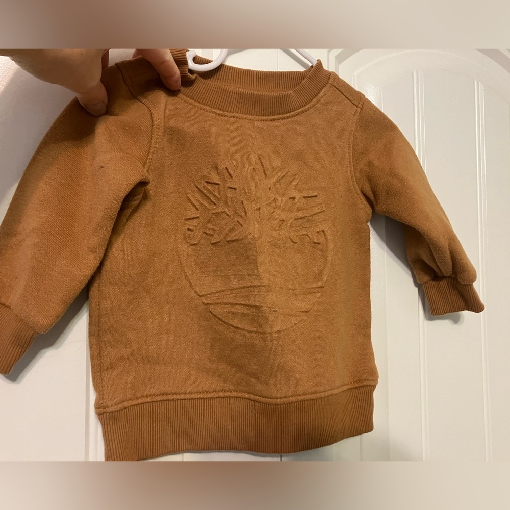 Timberland baby crew neck sweatshirt with embossed logo